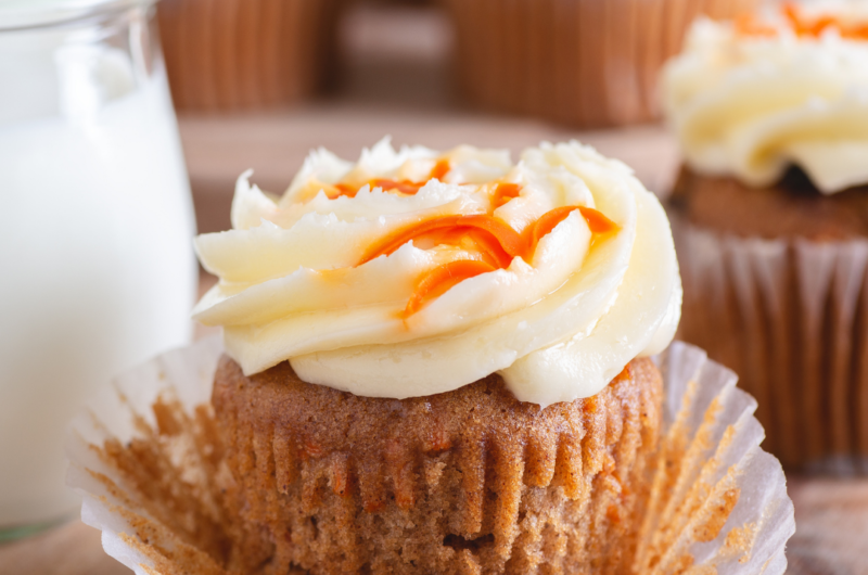 Everyday-Farm-Girl-Cream-Cheese-Icing